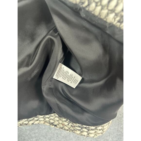 Classiques Entier Cream and Black Blazer Size Medium EUC - Picture 5 of 5